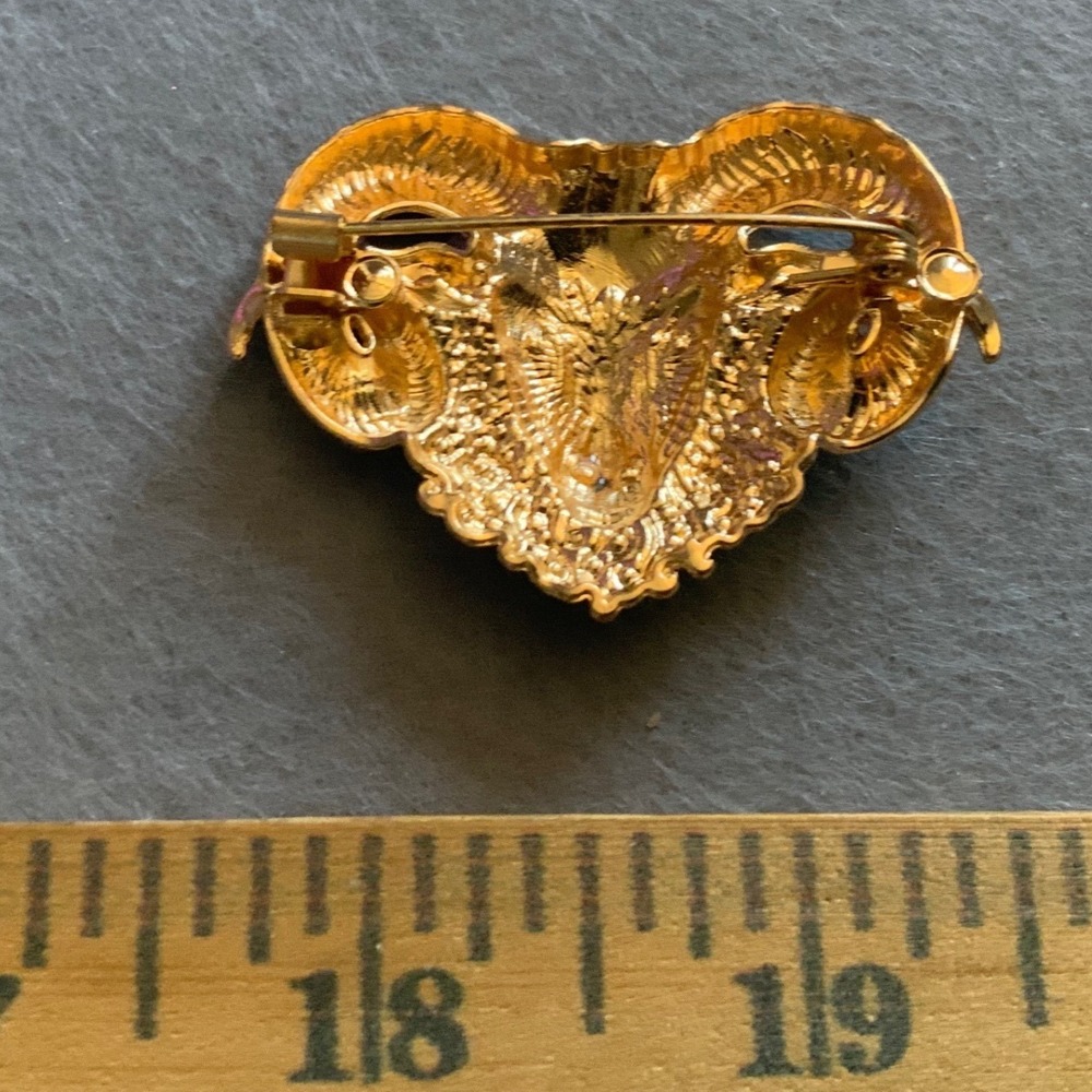 Vintage Ram Head Brooch Enamel Rhinestone Aries Sheep Statement Pin Gold Tone - Picture 3 of 3